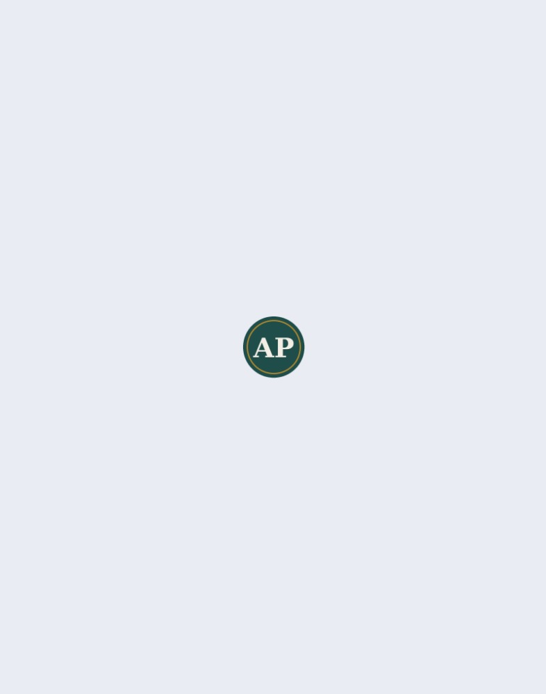 First screen of a QR menu: cover, logo, welcome and theme